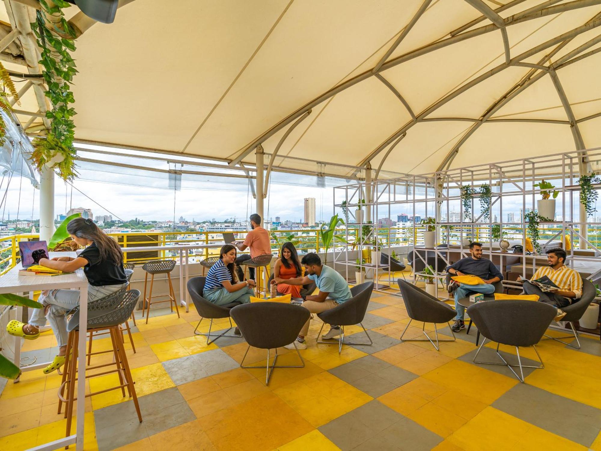 The Hosteller Bangalore, Brigade Road Exterior photo